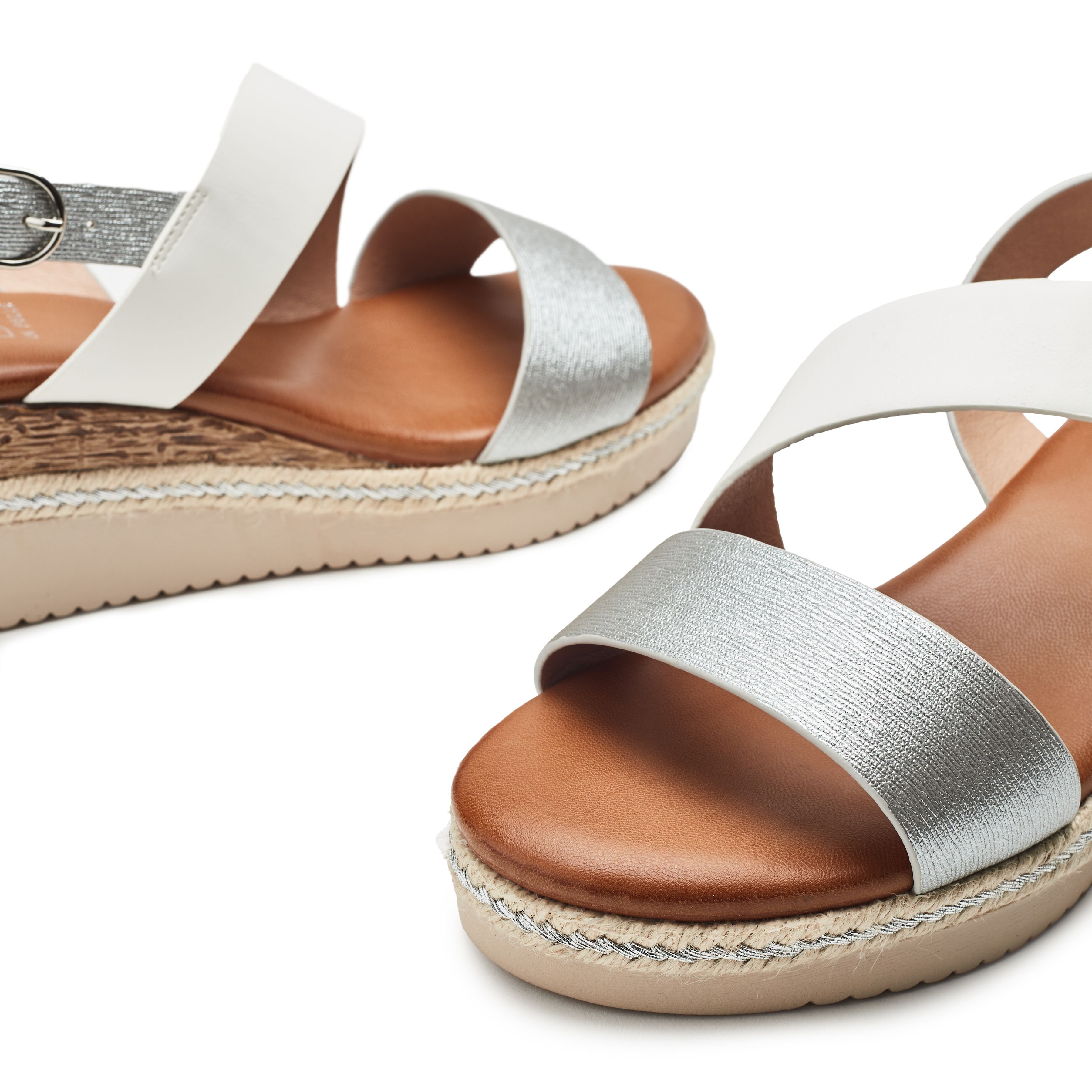 Moda In Pelle Moda In Pelle Women's 'Joani' Porvair Wedges in White - 3