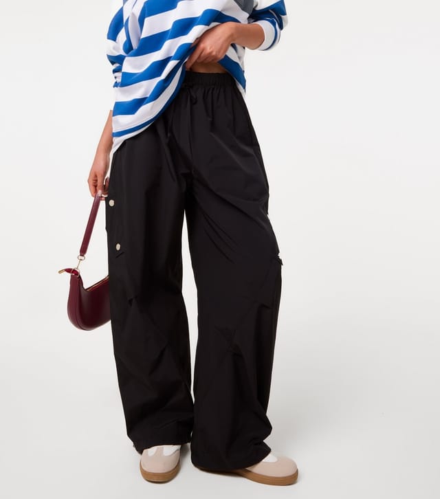 Pink Vanilla Women's Black Wide Leg Cargo Trousers Pink Vanilla New Look - 2