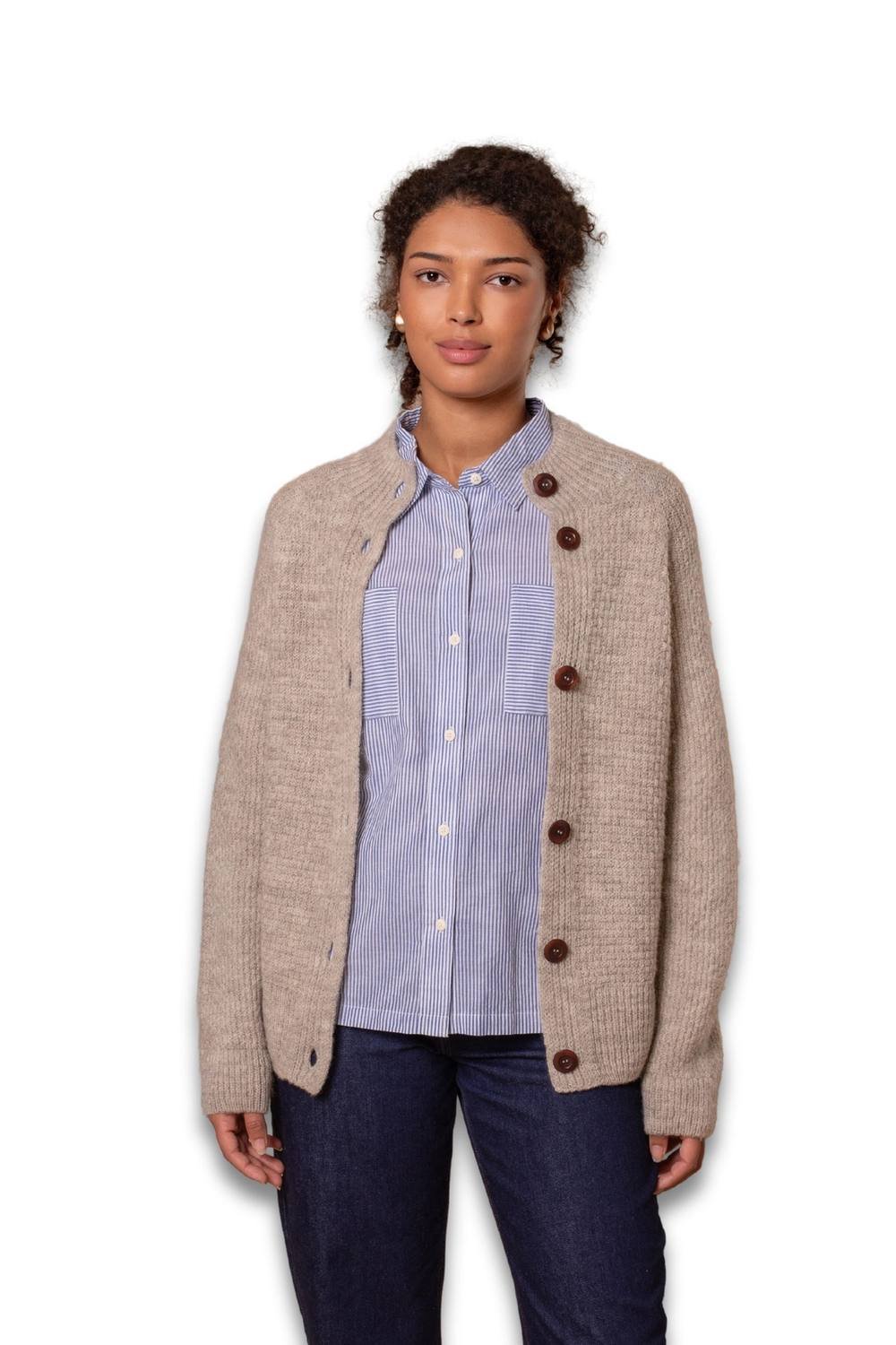 Celtic & Co Celtic & Co Women's British Wool Moss Stitch Cardigan in Light Beige - 2