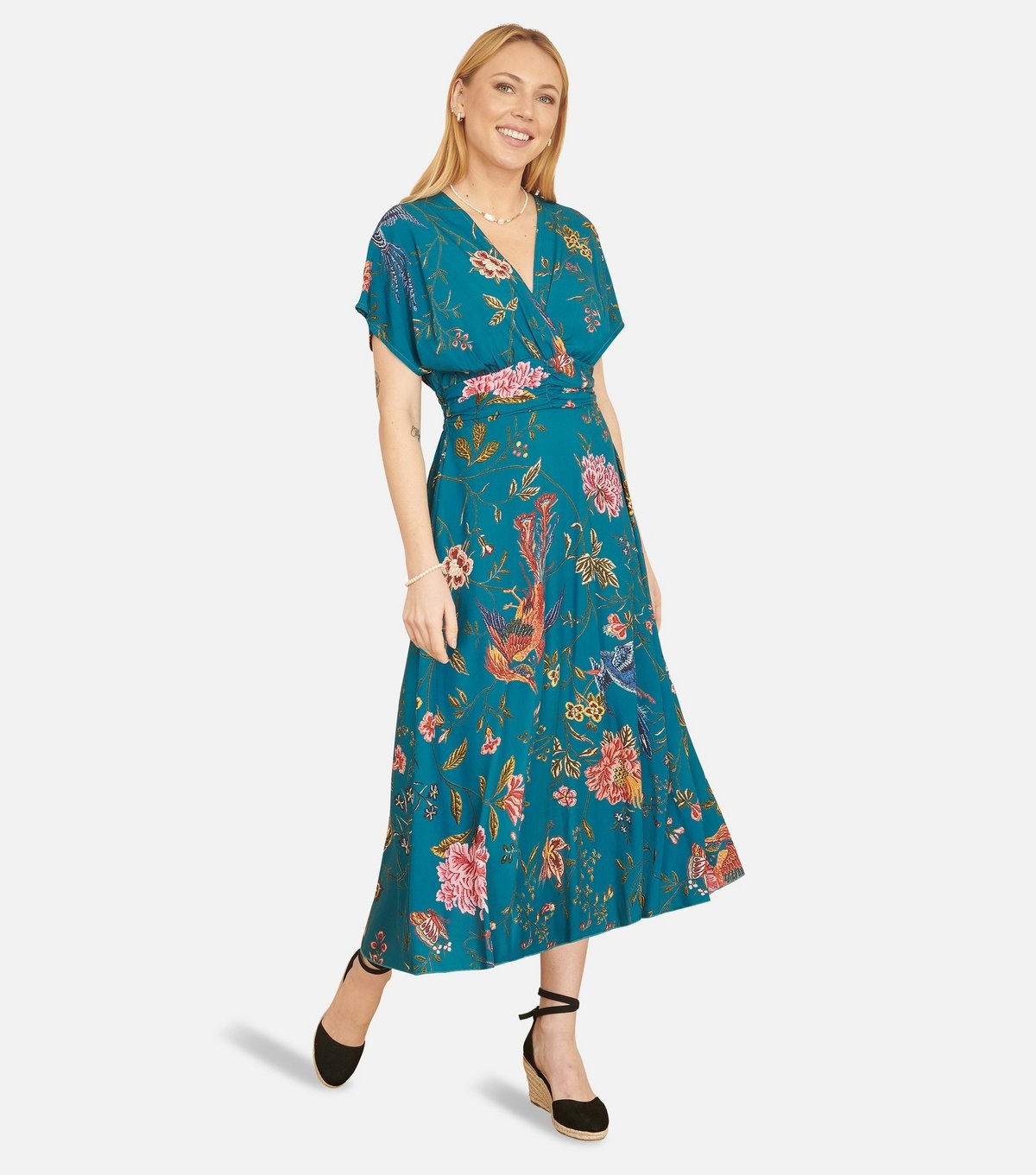 Yumi Women's Blue Floral Midi Dress Yumi New Look - 3