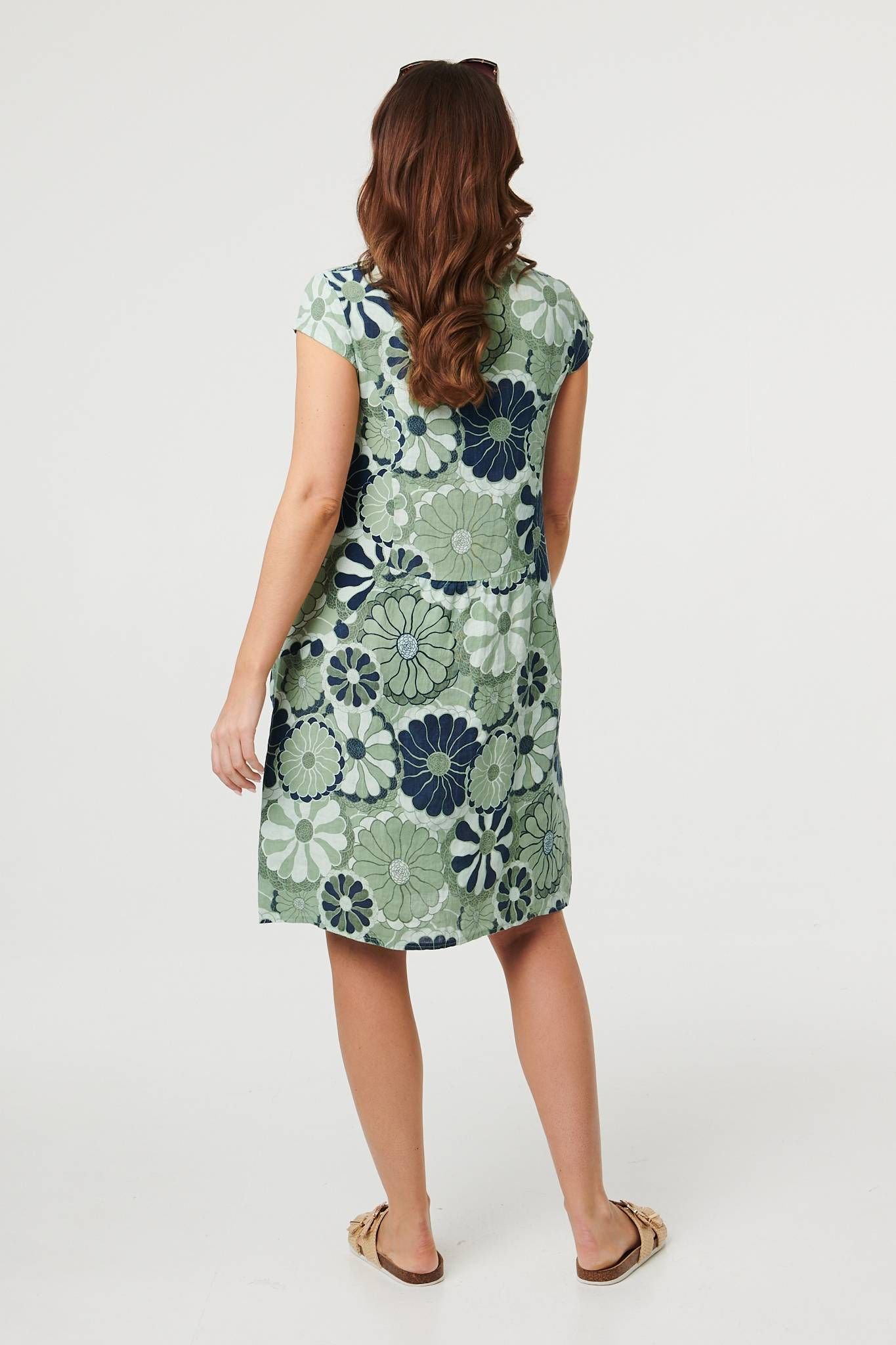 Izabel London Izabel London Women's Floral Cap Sleeve Shift Short Dress in Green - 4