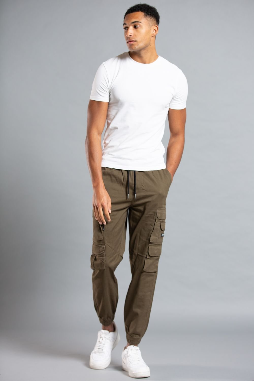 Tokyo Laundry Tokyo Laundry Men's Belted Cotton Cargo Trousers in Khaki - 3