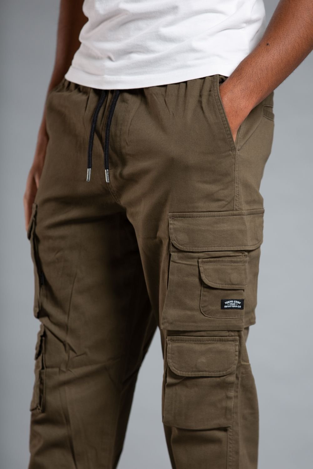 Tokyo Laundry Tokyo Laundry Men's Belted Cotton Cargo Trousers in Khaki - 4