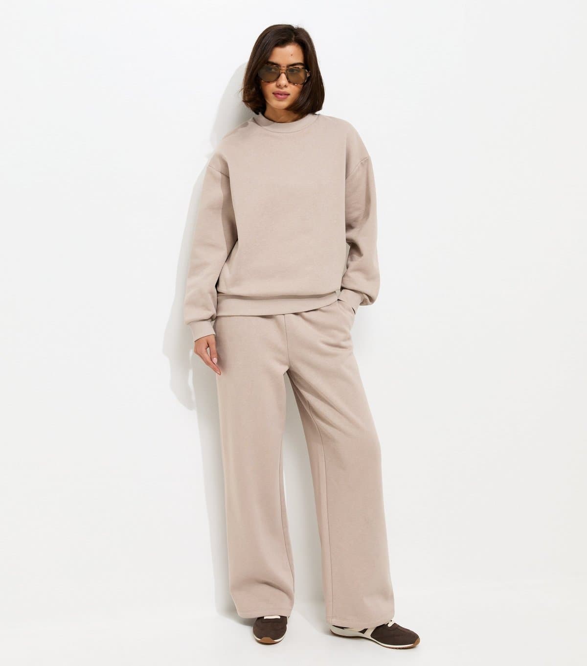 New Look Women's Mink Wide Leg Relaxed Fit Joggers New Look