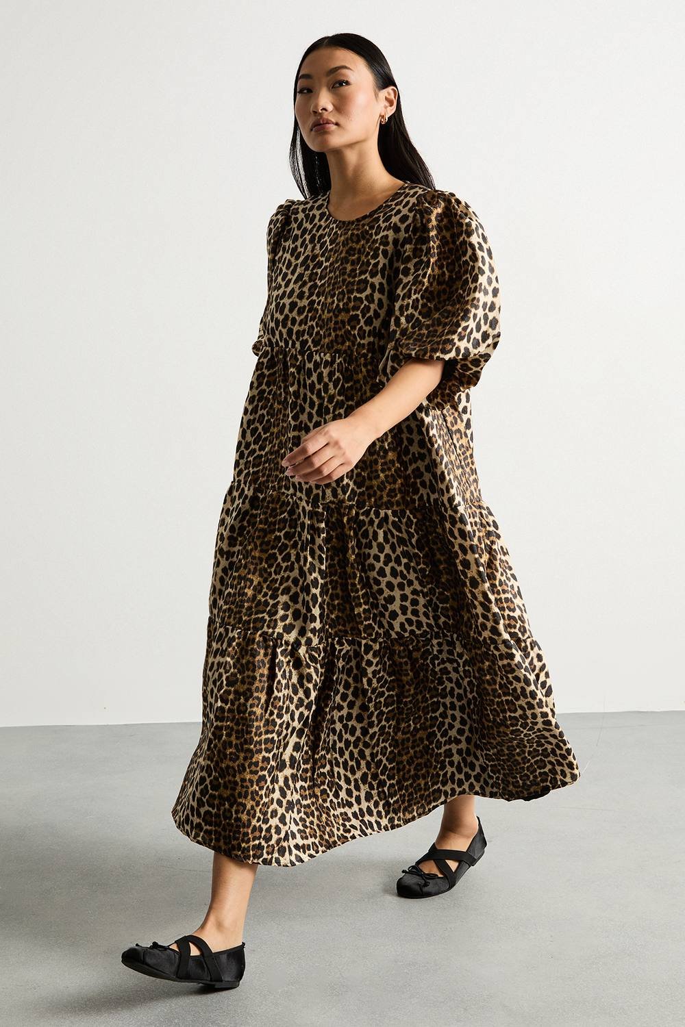 Warehouse Warehouse Women's Petite Animal Organza Puff Sleeve Midi Smock Dress - 2