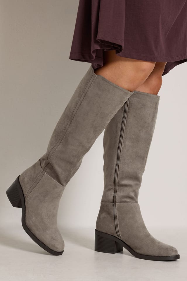 Yours Yours Women's Faux Leather Knee High Boots In Extra Wide EEE Fit in Light Brown - 2