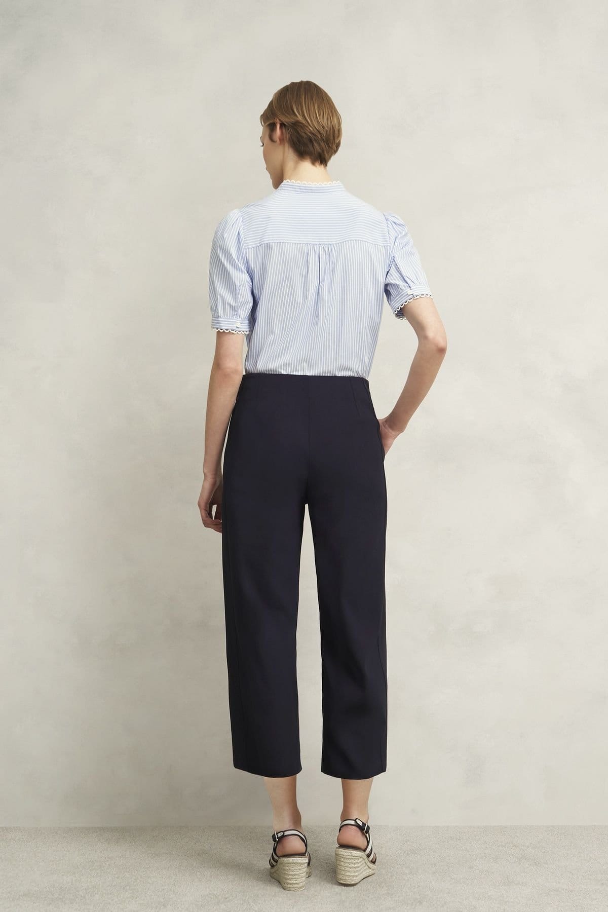 Hobbs London Hobbs London Women's Kimmi Cropped Trouser in Dark Navy - 4