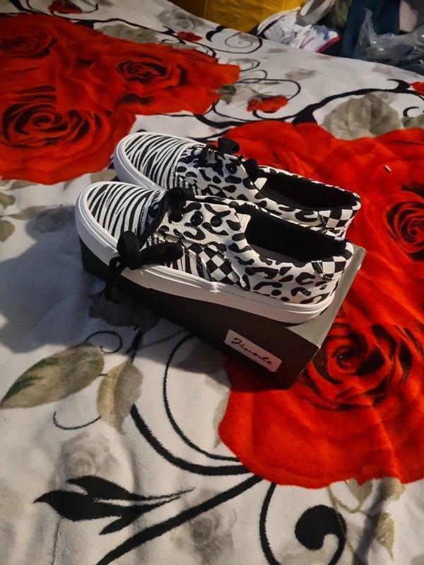 jianle BNWT Jianle size UK 4, EU 37 - 1