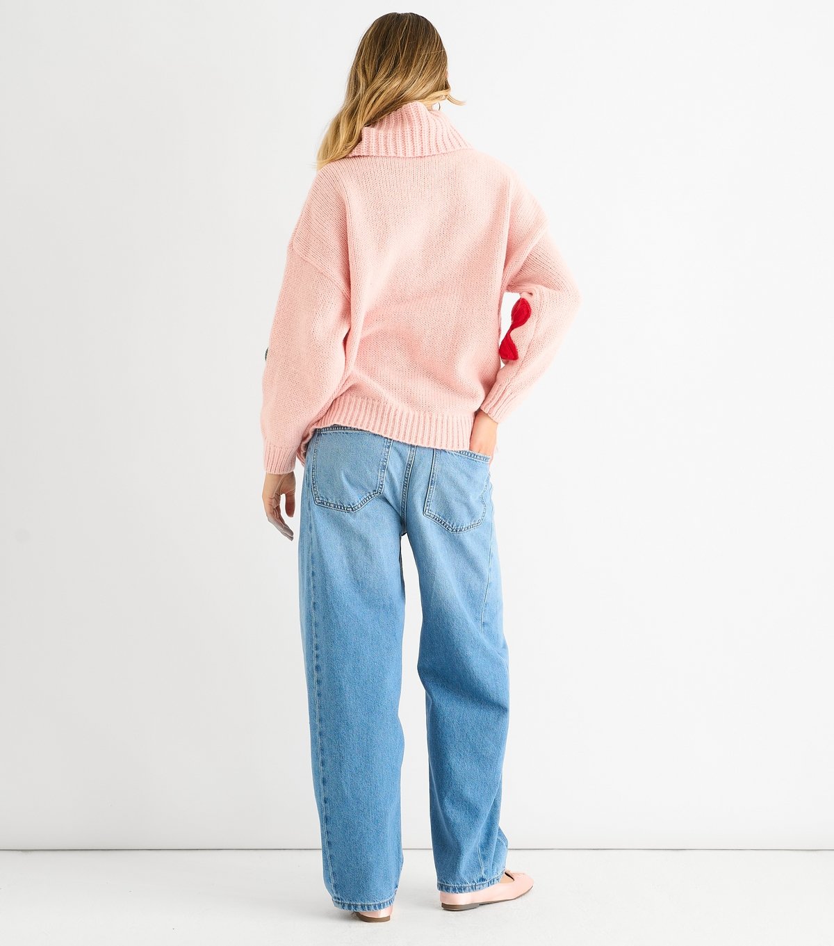 Gini London Women's Petite Pink Floral Applique Oversize Jumper Gini London New Look - 4