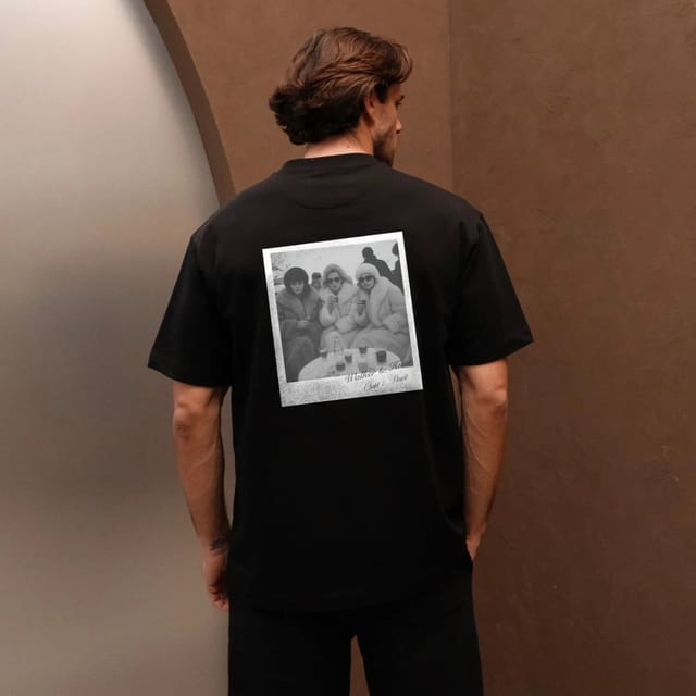 Walker & Hunt Walker & Hunt Men's The Après Club Tee in Black - 3