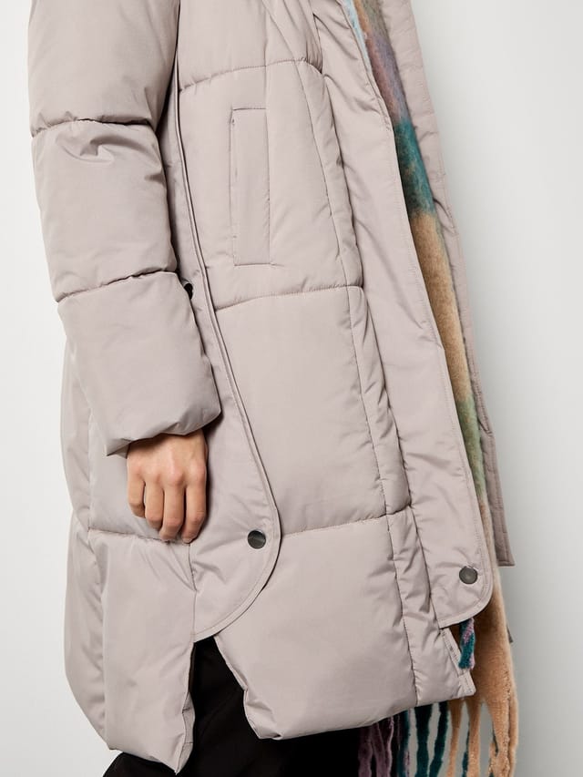 Apricot Apricot Women's Longline Padded Puffer Coat in Cream - 2
