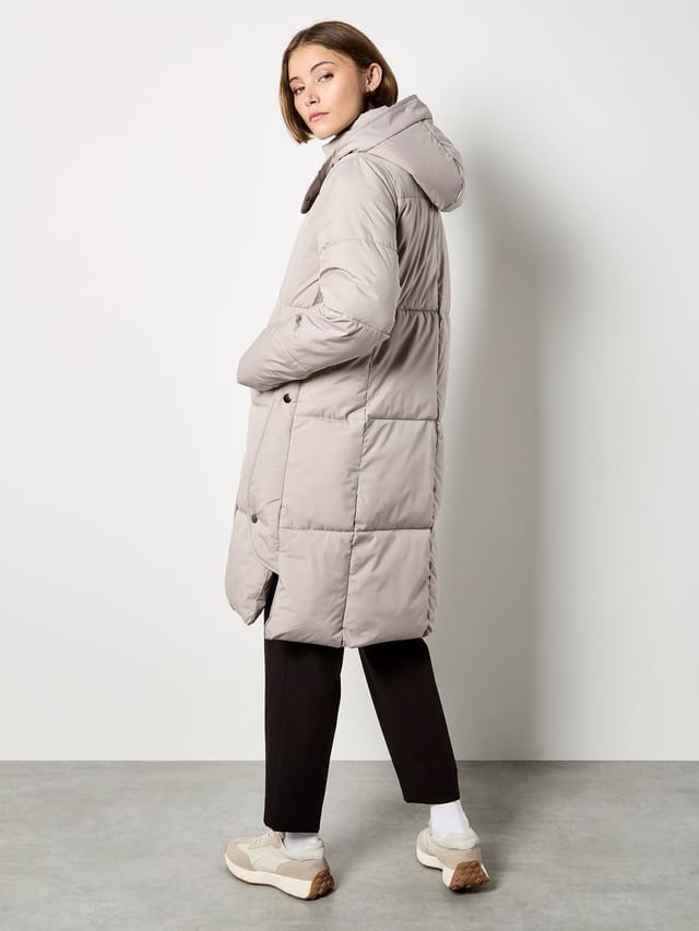 Apricot Apricot Women's Longline Padded Puffer Coat in Cream - 3