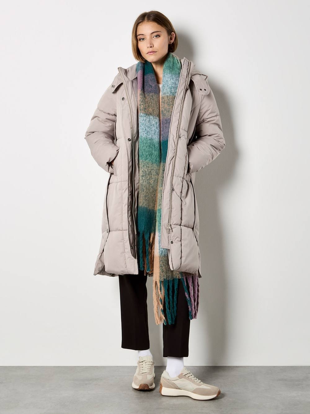 Apricot Apricot Women's Longline Padded Puffer Coat in Cream - 4