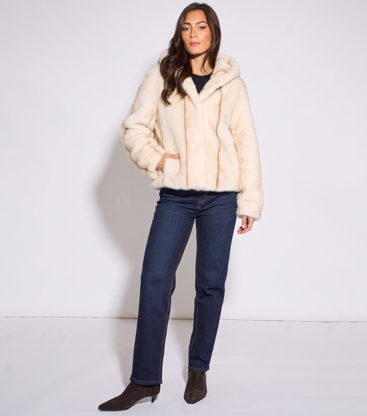 Gini London Women's Cream Ombre Hooded Faux Fur Jacket Gini London New Look