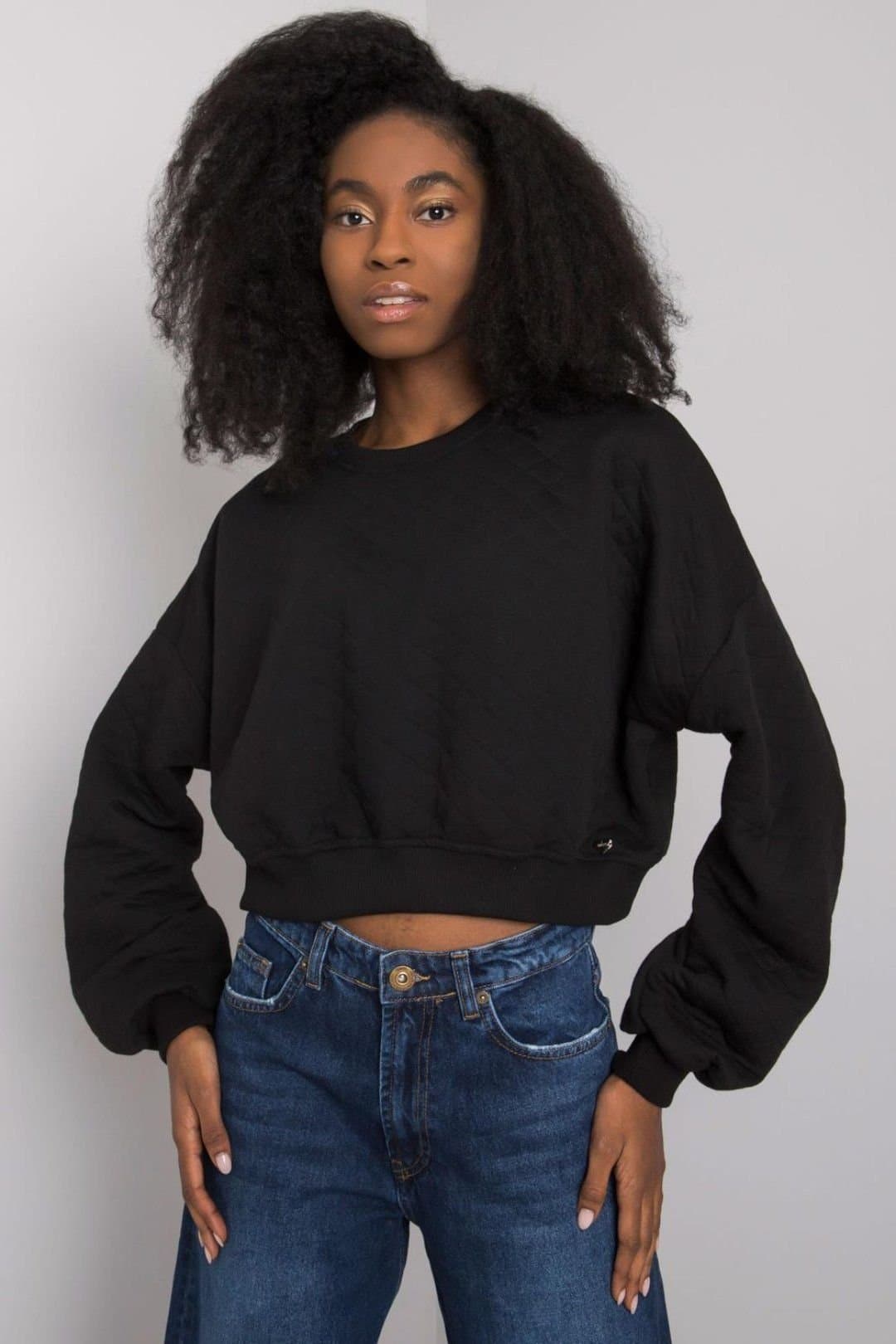 Love Lace Love Lace Women's Quilted Short Long Sleeve Sweatshirt in Black