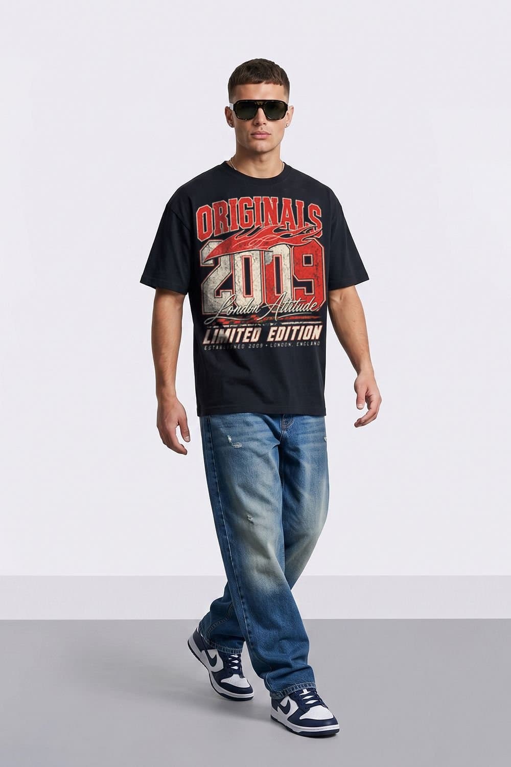 LONDON ATTITUDE LONDON ATTITUDE Men's Originals 2009 Oversized Heavyweight Graphic T-Shirt in Black