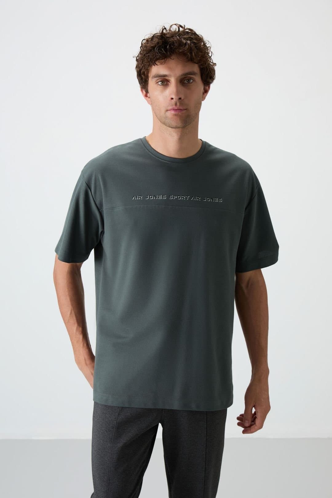 Tommy Life Tommy Life Men's Oversized Crew Neck Printed T-Shirt in Dark Green