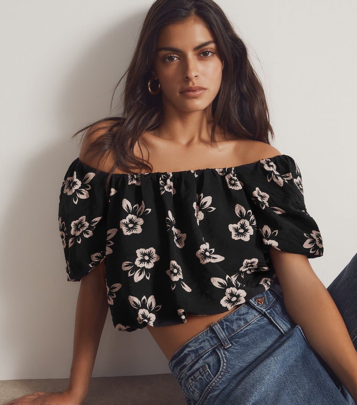 New Look Women's Black Floral Print Bubble Hem Cropped Milkmaid Top New Look