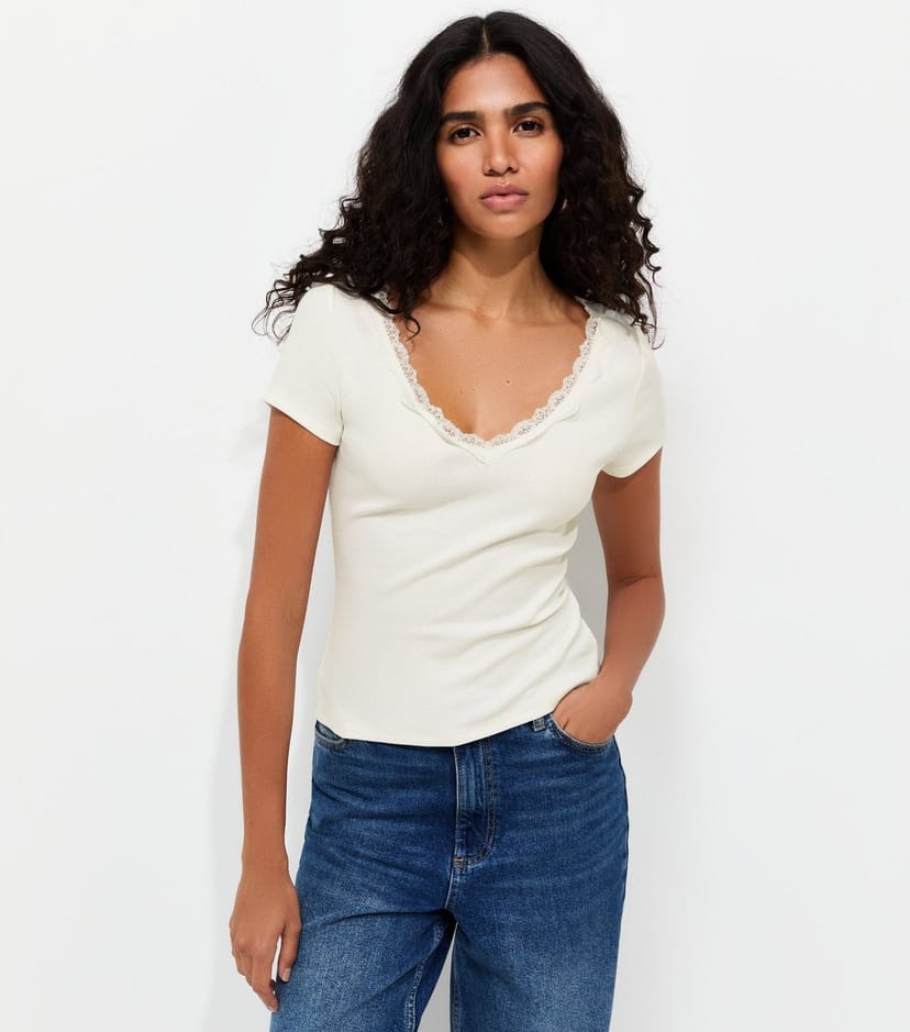 New Look Women's Off White Cotton Rich Ribbed Lace Trim V Neck T-Shirt New Look - 1