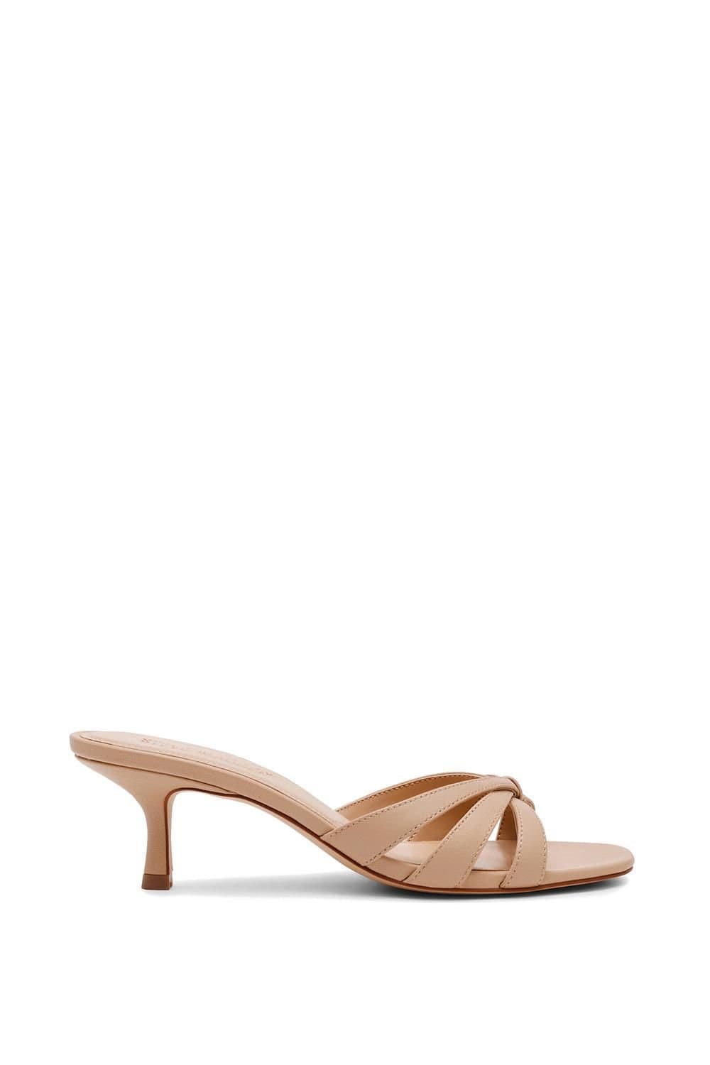 Steve Madden Steve Madden Women's 'Cary Tan' Leather Sandals in Tan