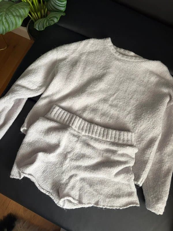 ASOS Design ASOS design shorts and jumper co ord