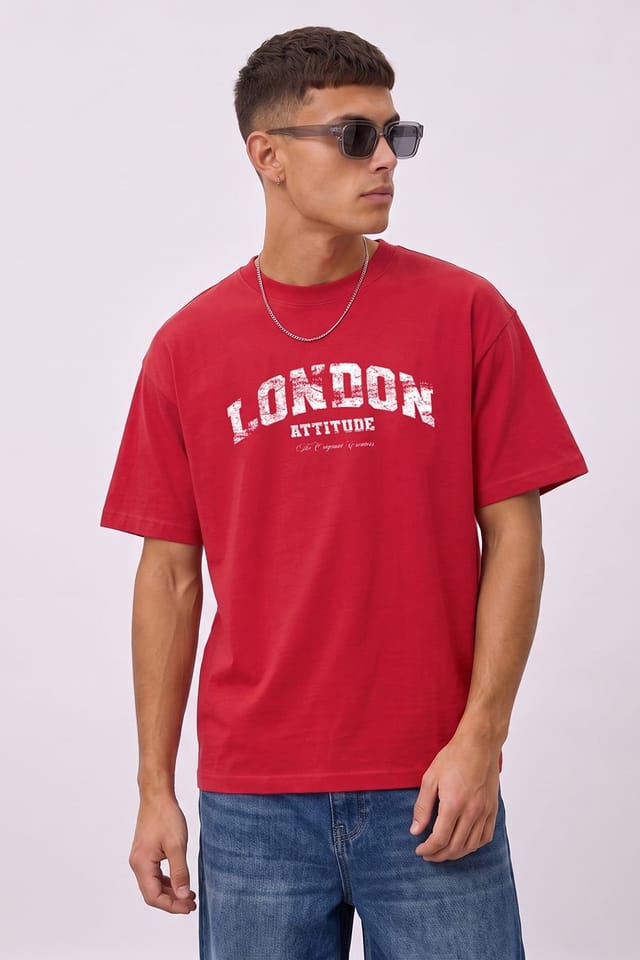 LONDON ATTITUDE LONDON ATTITUDE Men's Fearless Street Culture Oversized Heavyweight Graphic T-Shirt in Red - 2