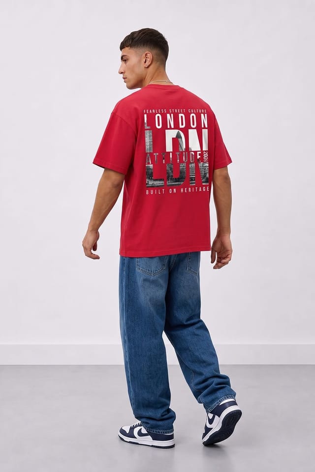 LONDON ATTITUDE LONDON ATTITUDE Men's Fearless Street Culture Oversized Heavyweight Graphic T-Shirt in Red - 3