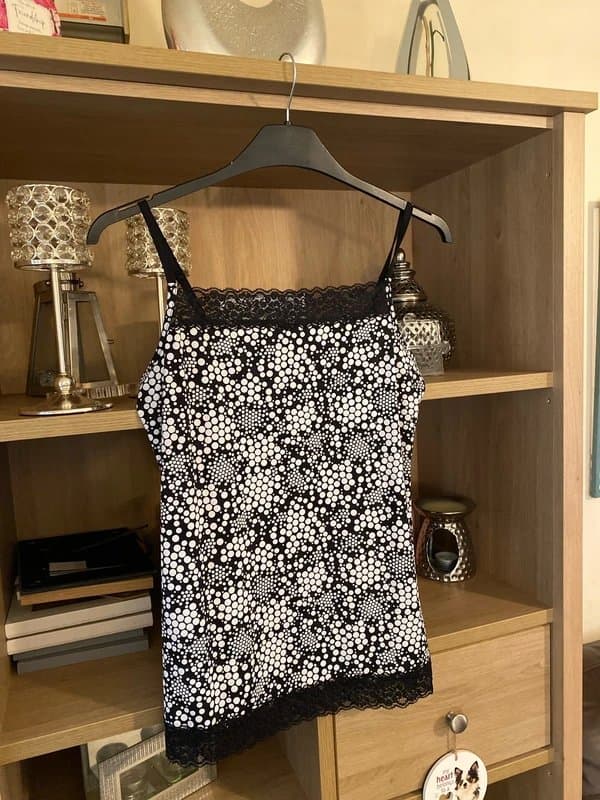 Fashion Bug 🖤 Vintage Y2K Polka Dot Lace Cami - Retro Coquette Summer Top