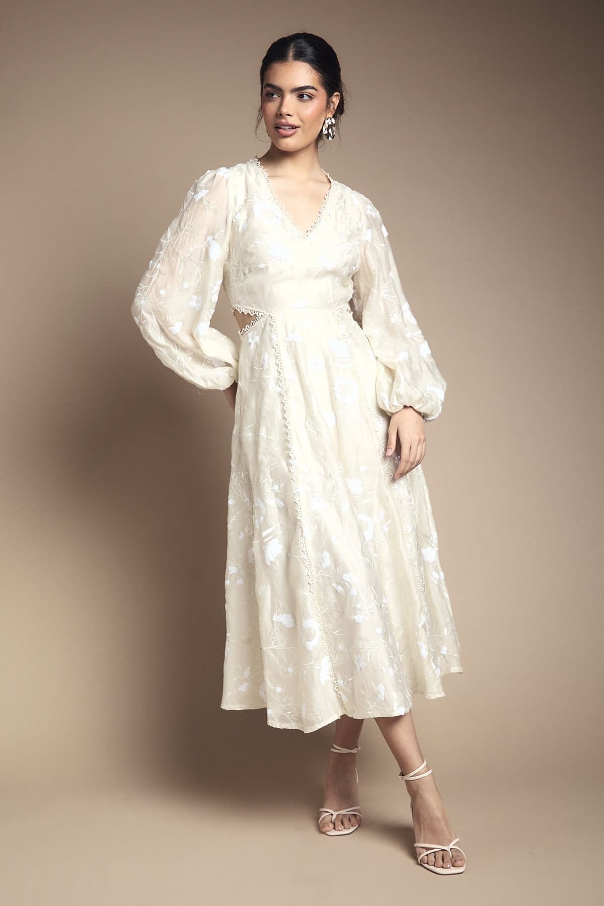 Oasis Oasis Women's Chiffon Sequin Embellished Floral Midaxi Dress in Ivory