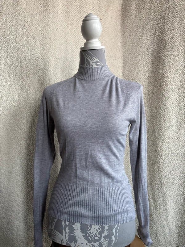 New Look Women's New Look Stand Neck  Grey Jumper Size UK 8