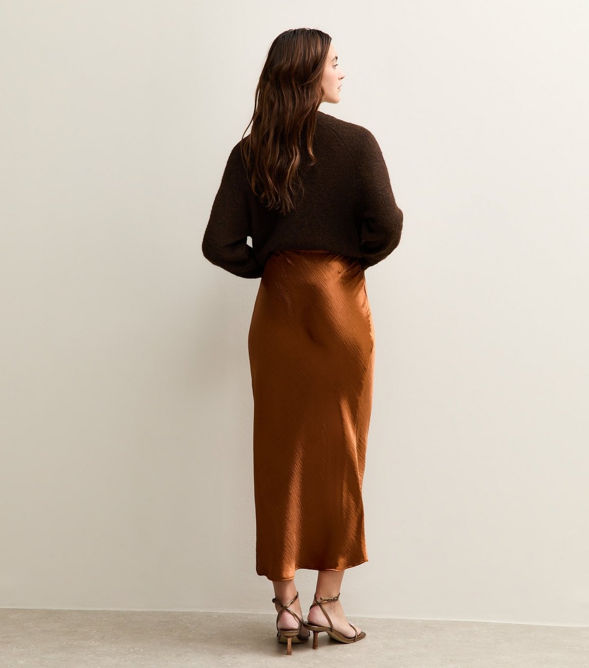 New Look Women's Burnt Orange Satin Midi Skirt New Look - 3