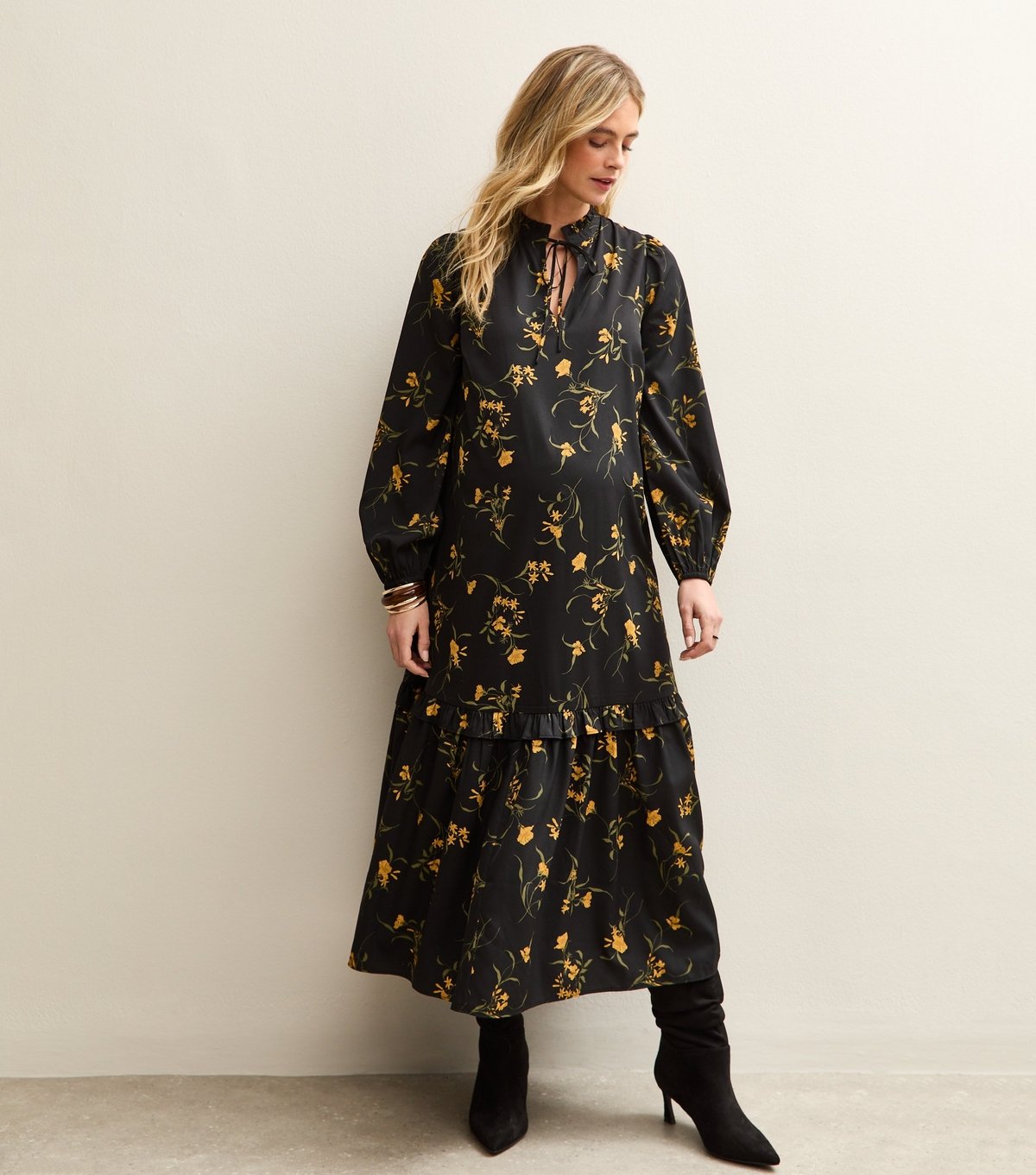 New Look Women's Maternity Black Botanical Crepe Smock Midi Dress New Look - 3