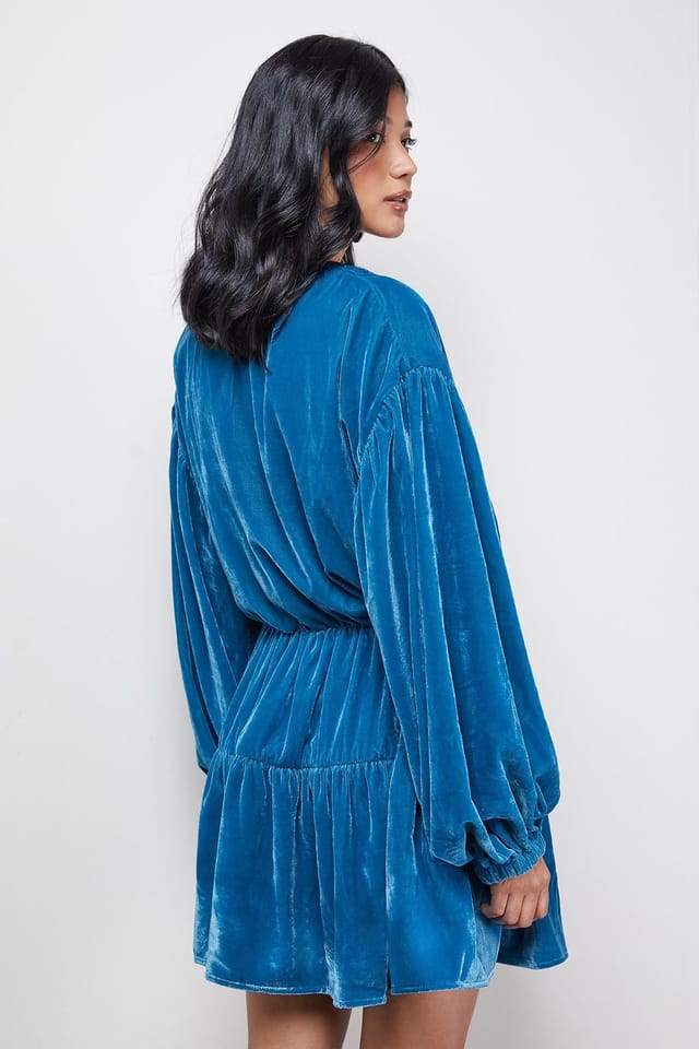 Warehouse Warehouse Women's Velvet Wrap Mini Smock Dress in Teal - 3