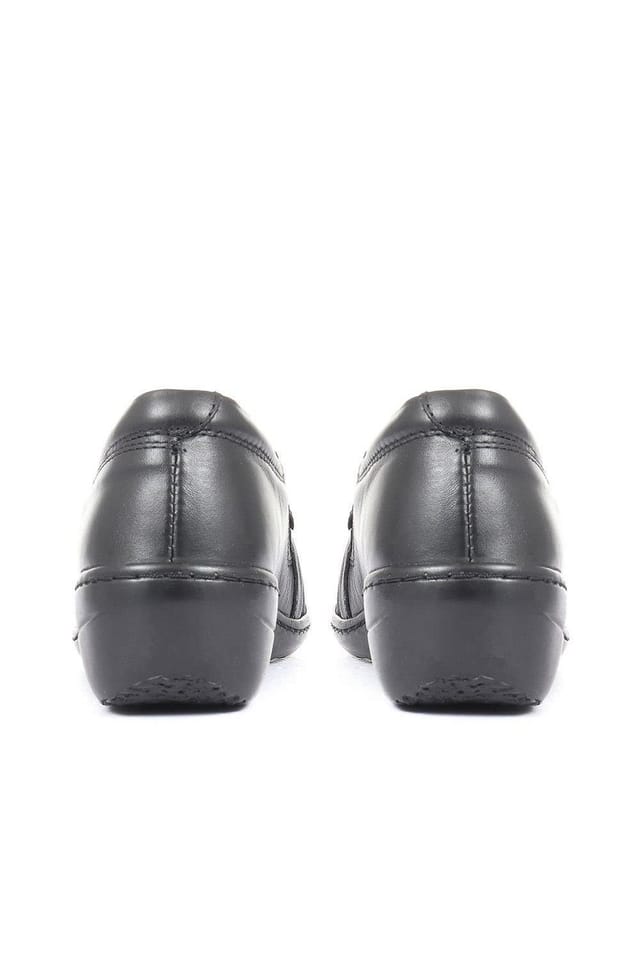Pavers Pavers Women's Handmade Slip-On Leather Shoes in Black - 3