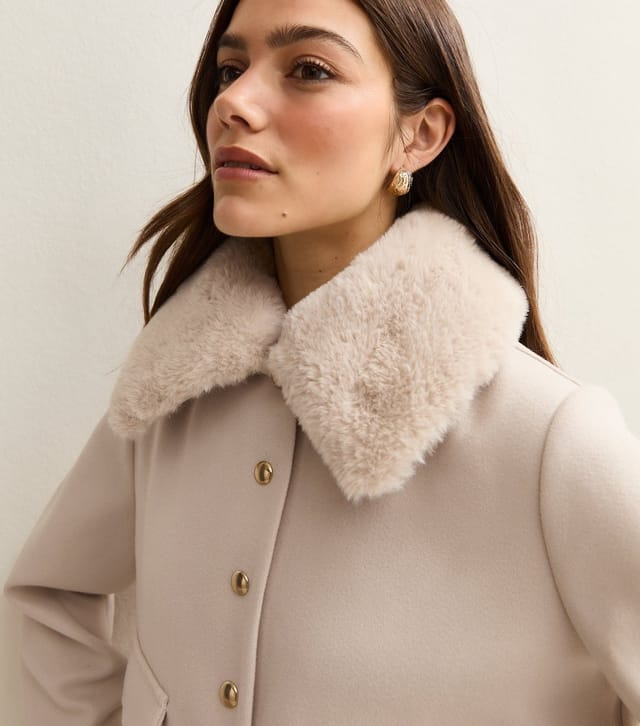 New Look Women's Petite Off White Faux Fur Collar Shacket New Look - 3