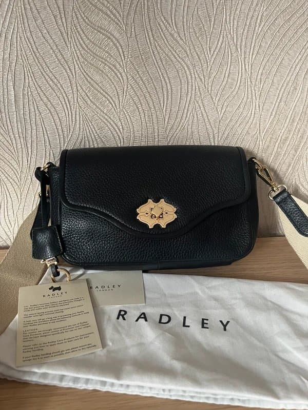 Radley Radley Black Leather Bag with Thick Material Strap