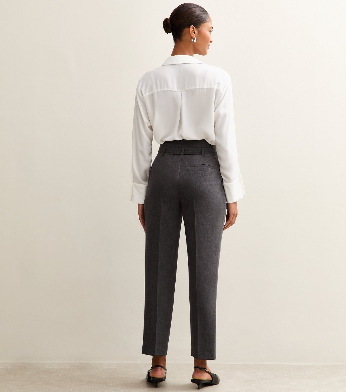 New Look Women's Dark Grey Paperbag Waist Tapered Trousers New Look - 4