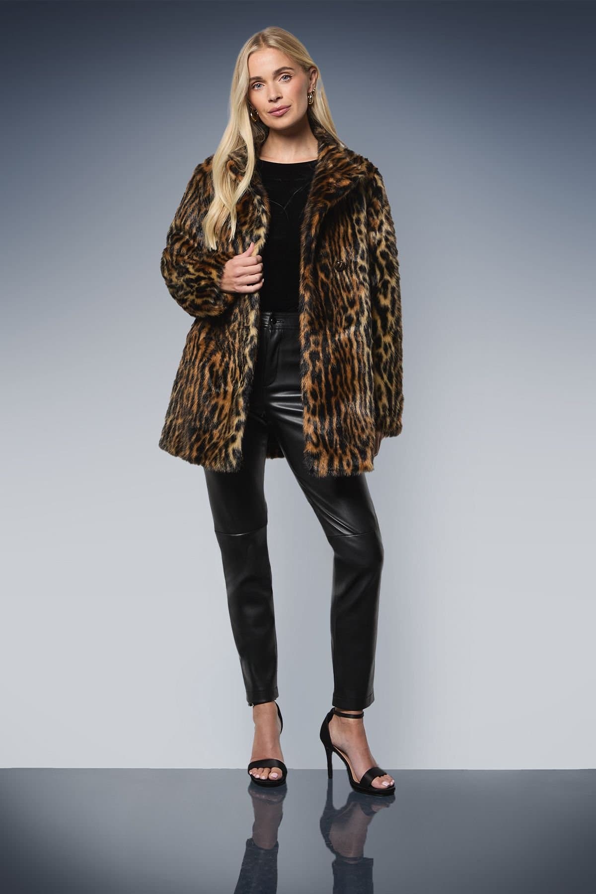 Wallis Wallis Women's Petite Leopard Faux Fur Coat