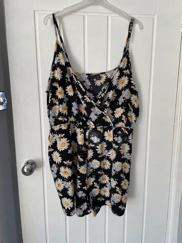 Shein Black Floral Daisy Jumpsuit 4XL