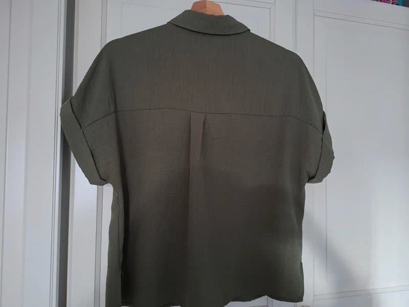 New Look Khaki green shirt, short sleeves