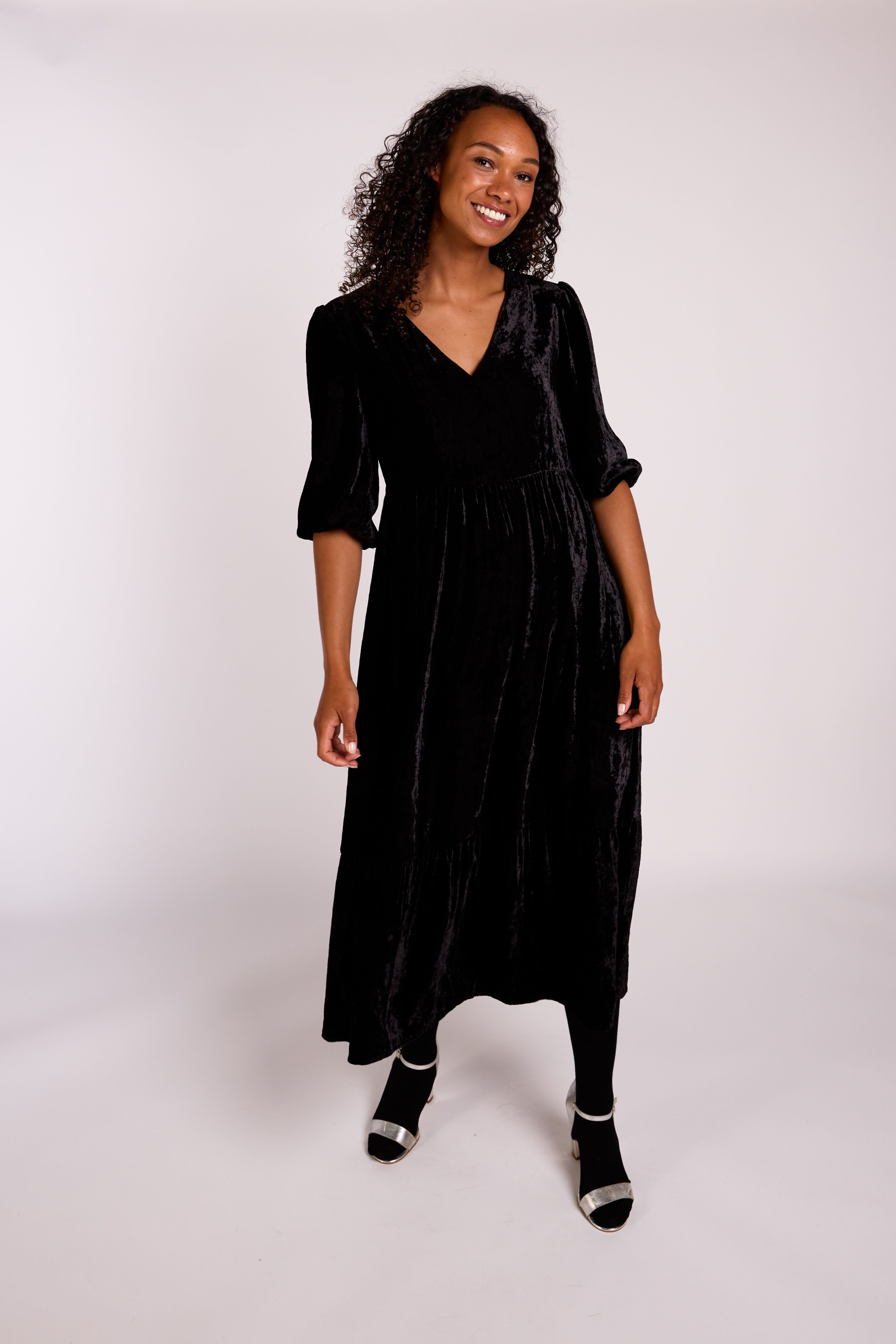 Nomads Clothing Nomads Clothing Women's Velvet Tiered Midi Dress in Black - 2