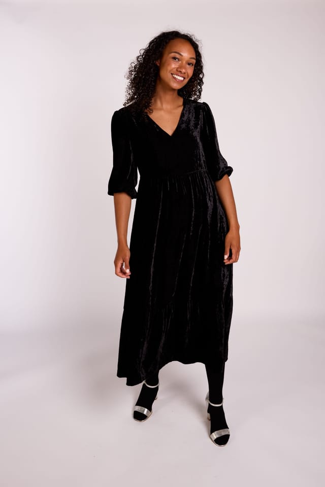Nomads Clothing Nomads Clothing Women's Velvet Tiered Midi Dress in Black - 2