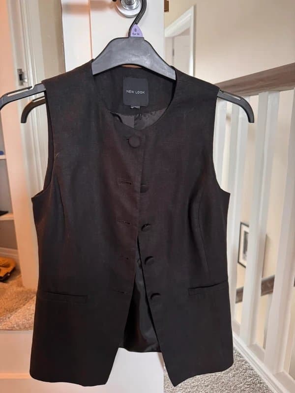 New Look New look black waistcoat size 8