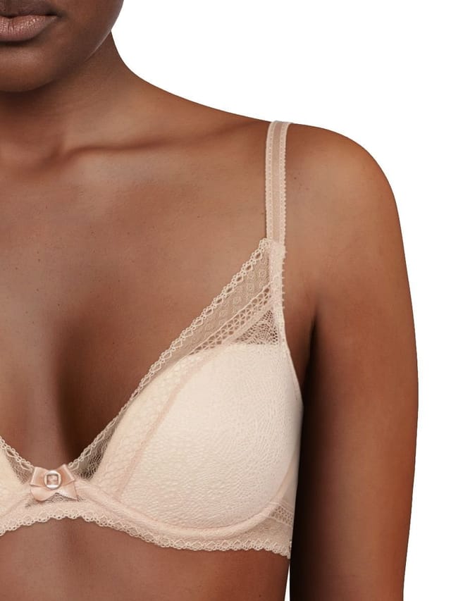 Chantelle Chantelle Women's Festivite Plunge T-Shirt Bra in Nude - 3