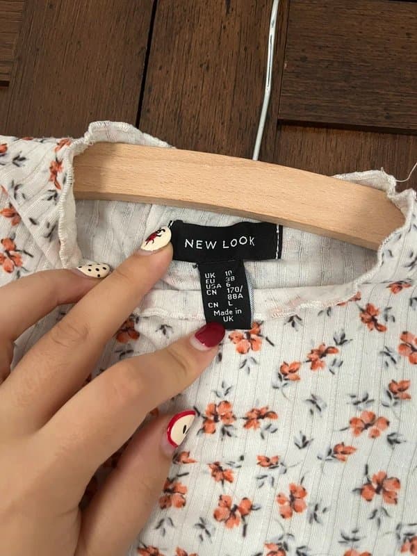 New Look Floral top🌸