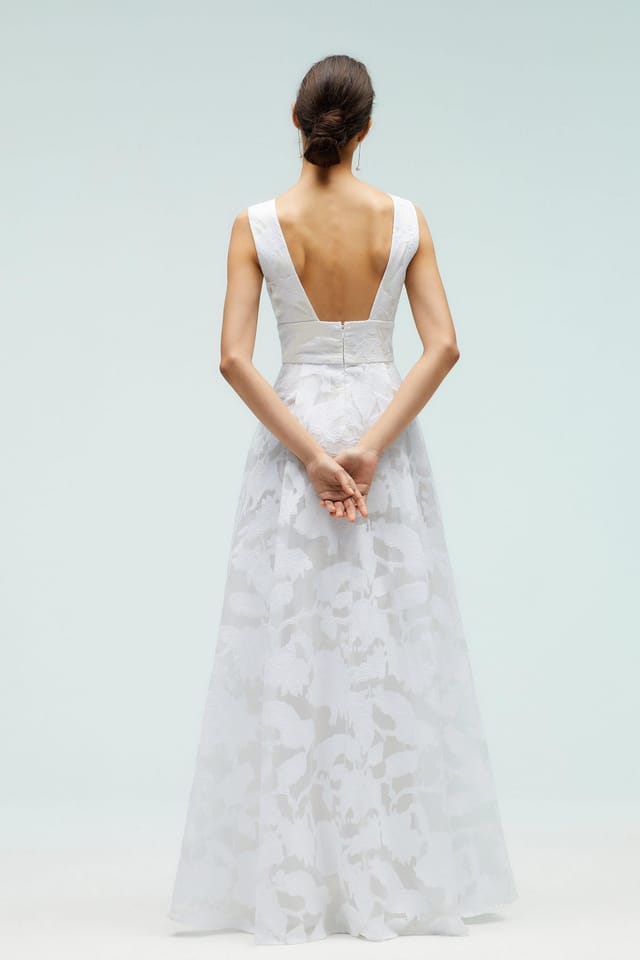 Coast Coast Women's Plunge V Full Skirted Jacquard Wedding Dress in Ivory - 3