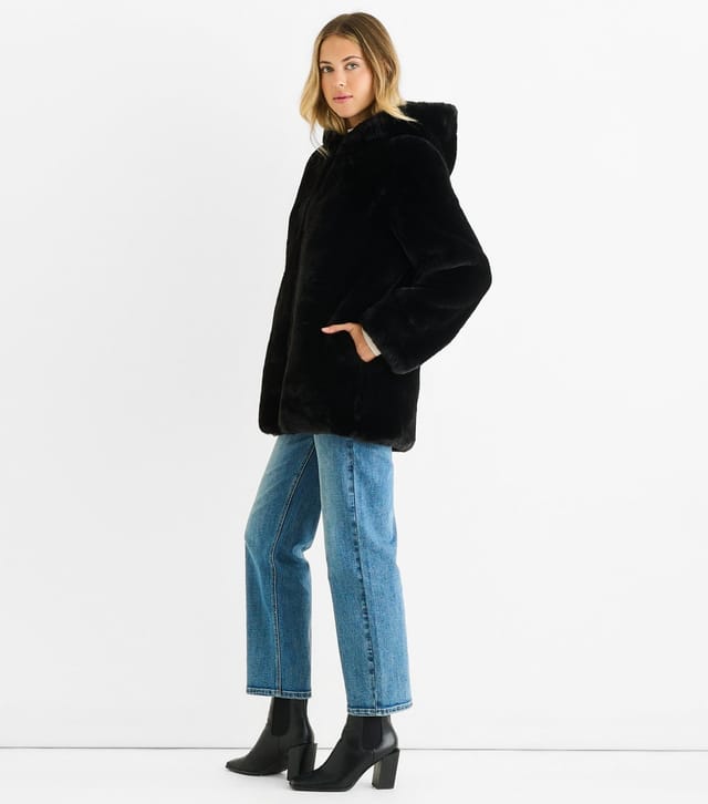 Gini London Women's Black Faux Fur Hooded Jacket Gini London New Look - 3