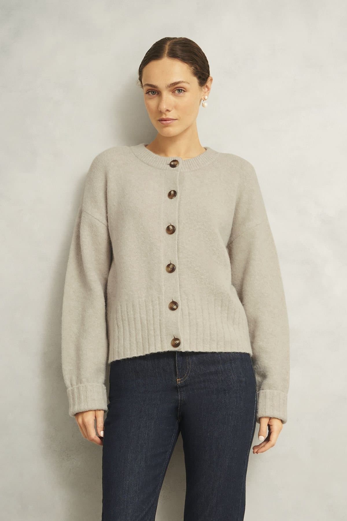 Hobbs London Hobbs London Women's Freya Long Sleeve Cardigan in Cream