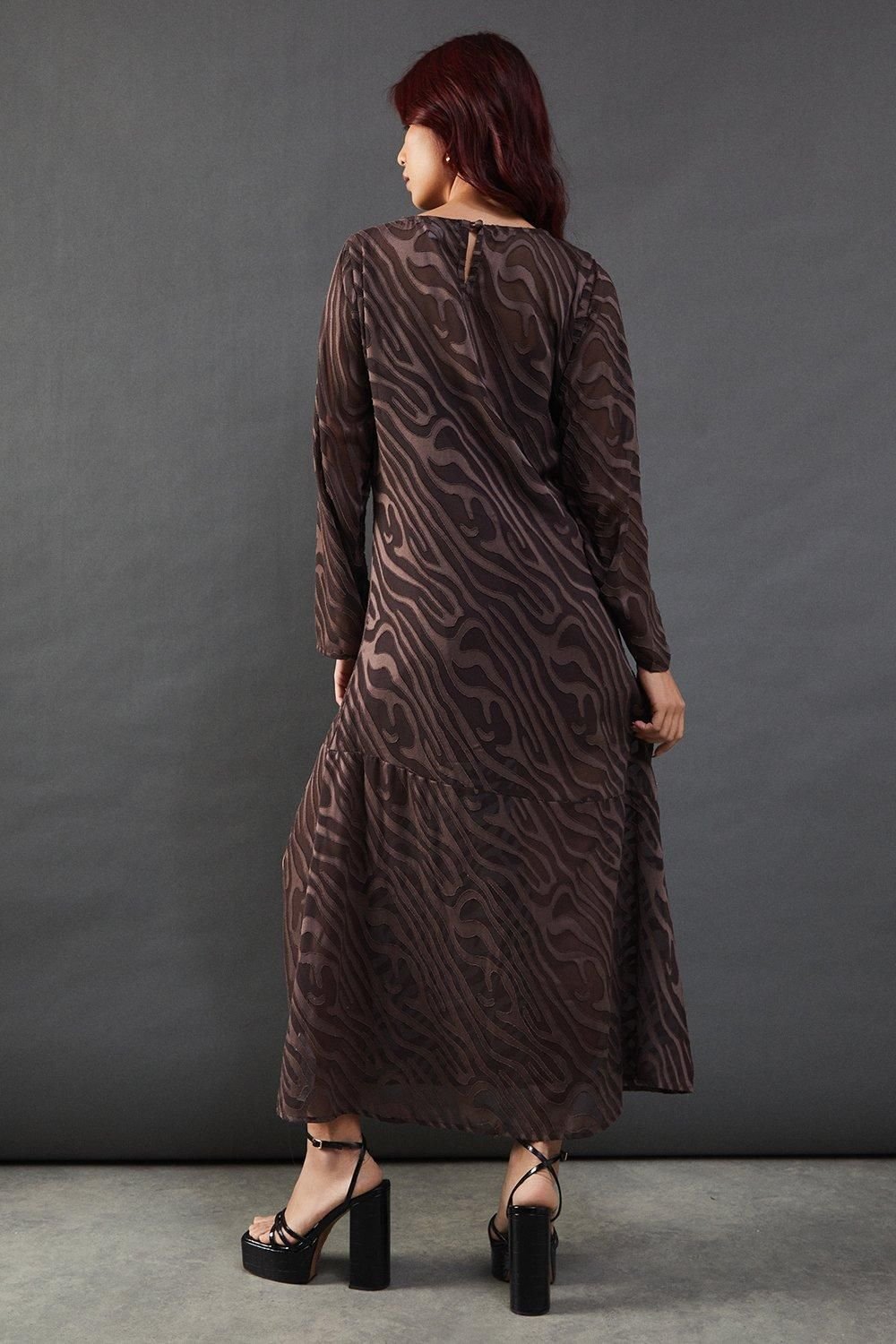 Warehouse Warehouse Women's Petite Burnout Chiffon Column Long Sleeve Maxi Dress in Chocolate - 3