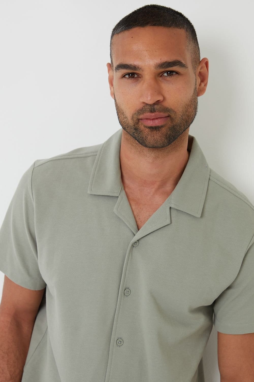 Threadbare threadbare Men's Cotton Pique Revere Collar Short Sleeve Shirt in Pale Green - 4